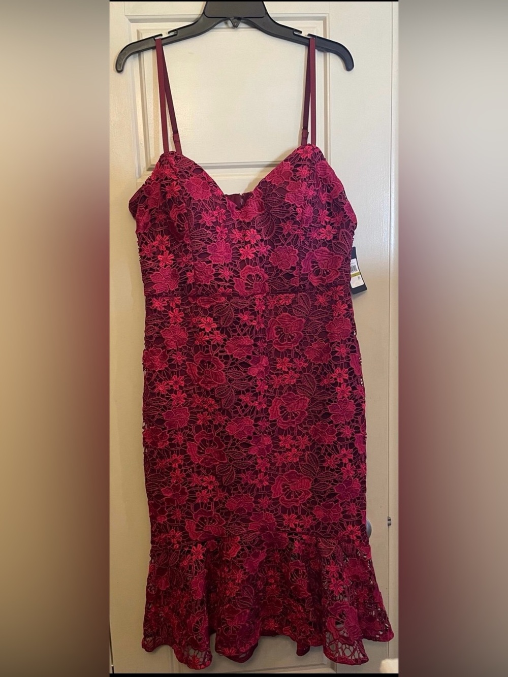 GUESS women’s Flounce-Hem Lace Dress/ size 14